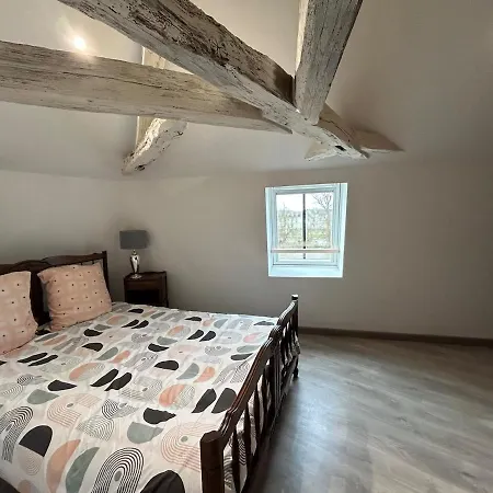 Maison De Isabella 1 بيت للعطل Châtellerault