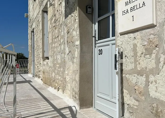 Maison De Isabella 1